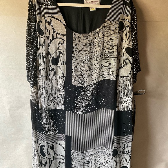 Anna Maxwell dress. Black and white. Size 20W - Picture 10 of 12